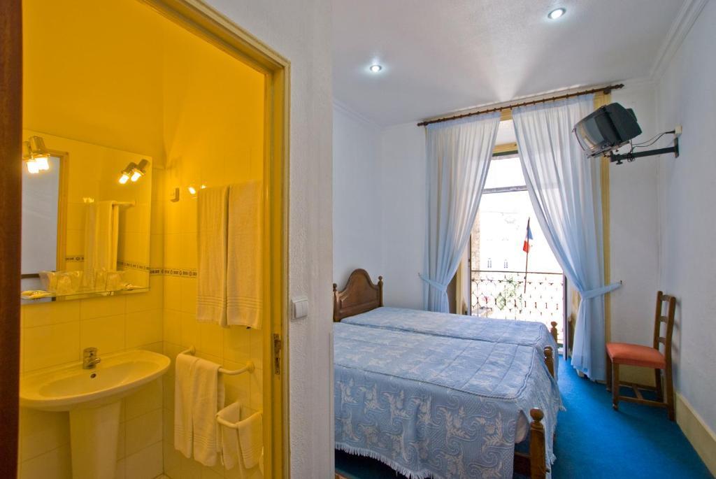 Guest house Residencial Geres 2*